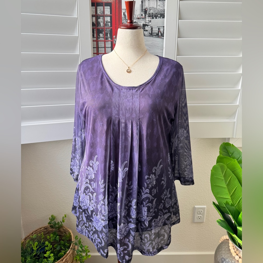 Valolia. Size xxl. Chic Purple Floral Women's Blouse